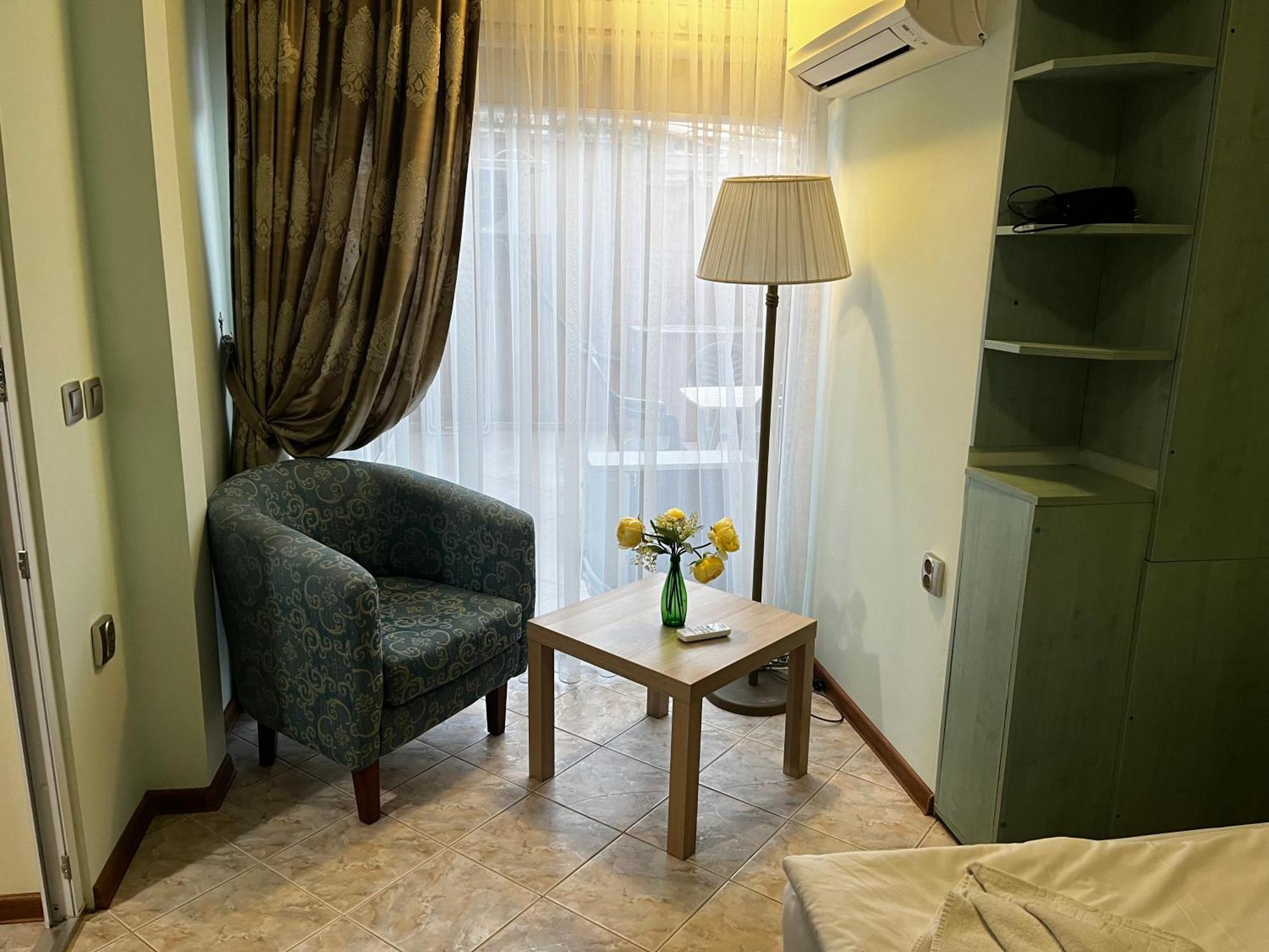 Green Central Apartment ヴァルナ エクステリア 写真